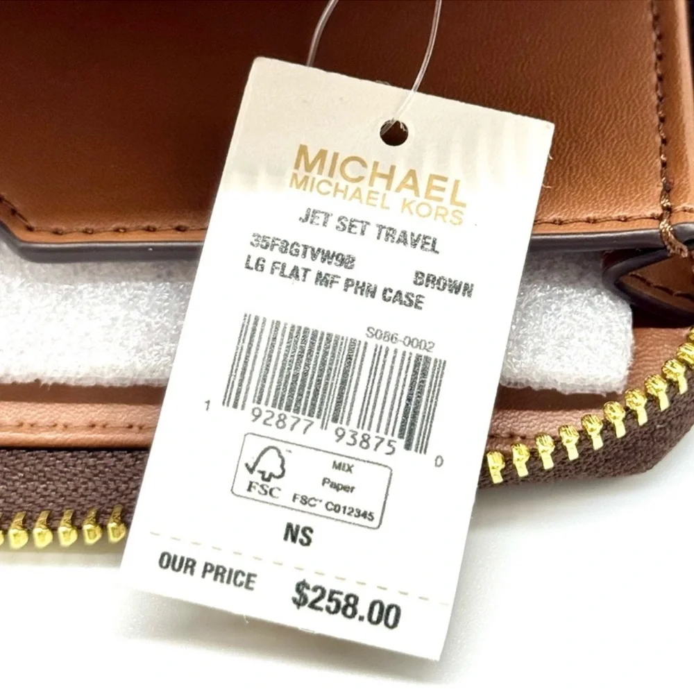Michael Kors Large Jet Set Travel Flat Phone Case Wallet - Brown Signature